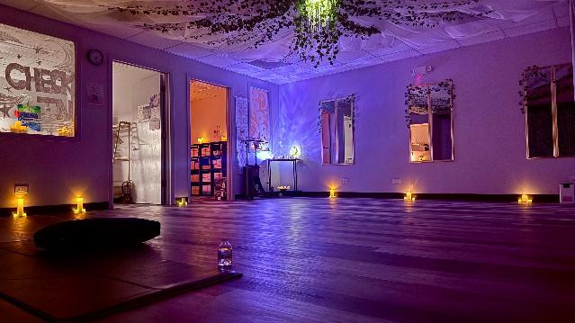 Image 3 from Bald N’ Bougie Yoga partner gallery