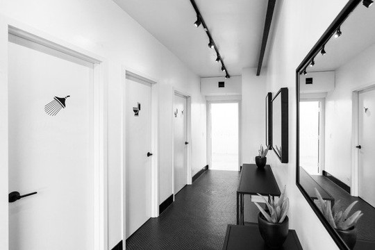 Image 3 from Y7 Studio - Silver Lake partner gallery