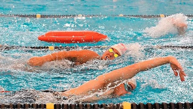 Imagen 1 de la galería del partner Red Fitness Club - Morón Pileta