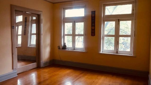 Imagen 3 de la galería del partner Yoga con Javi