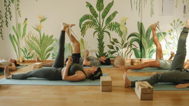 Imagen 1 de la galería del partner Aquí y Ahora Yoga