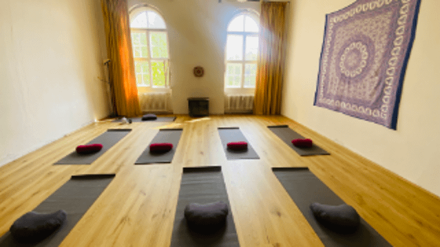 Bild 3 von Shanti Yoga-Berlin@Bethanienhaus Partnergalerie