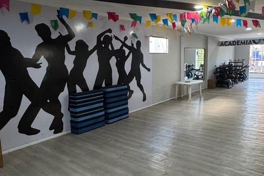 Imagem 3 da galeria do parceiro Academia Vip Fitness - Glória