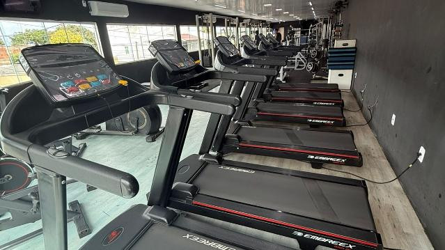 Imagem 3 da galeria do parceiro Academia Live Fitness.