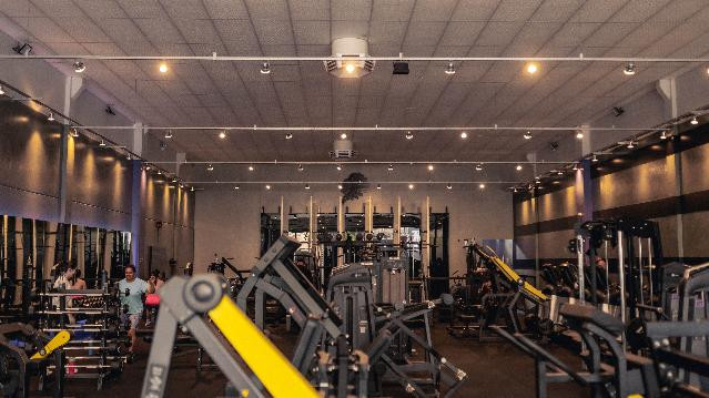 Imagem 3 da galeria do parceiro B House Fitness