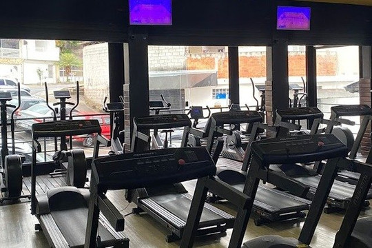 Imagem 1 da galeria do parceiro Over Fit