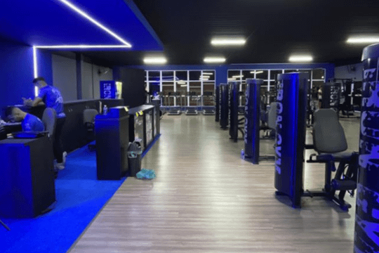 Imagem 3 da galeria do parceiro Iron Gym Fitness