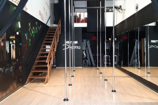 Imagem 1 da galeria do parceiro Downtown Studio de Dança by Juliana Muniz