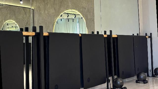 Imagen 1 de la galería del partner Inza Barre & Yoga Studio