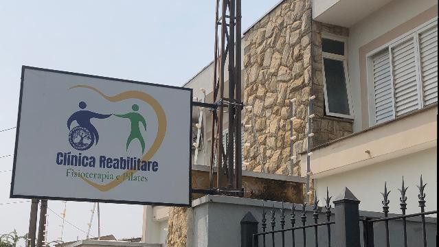 Imagem 2 da galeria do parceiro Raphaela Pichatelle Pilates & Fisioterapia