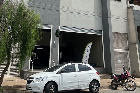 Imagem 2 da galeria do parceiro Peres Team