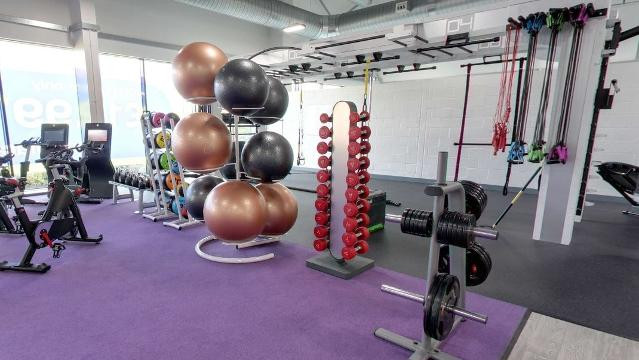 Image 1 from Places Gym Preston partner gallery