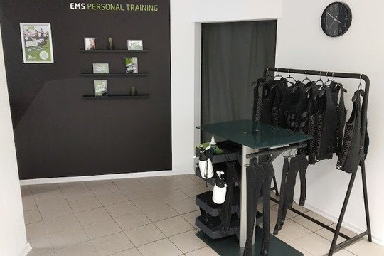 Bild 2 von Fitbox Hildesheim Almstor Partnergalerie