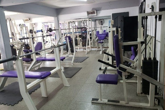 Imagen 1 de la galería del partner IRON FITNESS