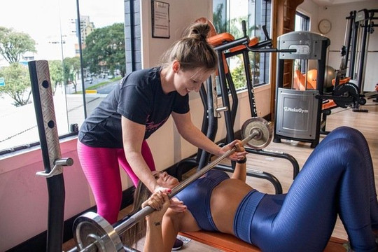 Imagem 3 da galeria do parceiro Bruna Rosa