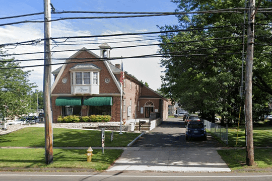 Image 2 from Kaia Yoga North Haven partner gallery