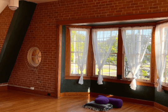 Image 3 from Kaia Yoga North Haven partner gallery