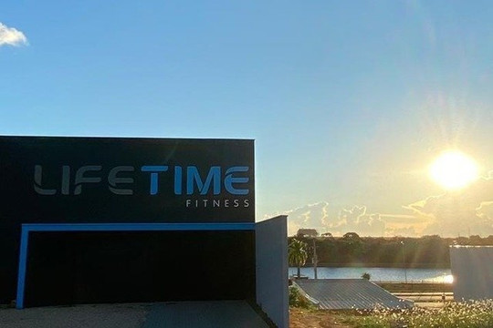 Imagem 3 da galeria do parceiro Life Time Fitness