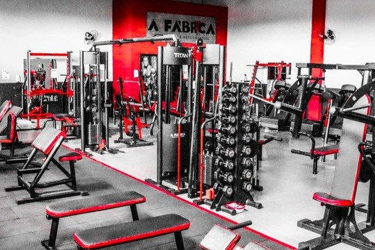 Imagem 1 da galeria do parceiro A Fábrica Musculação e Artes Marciais