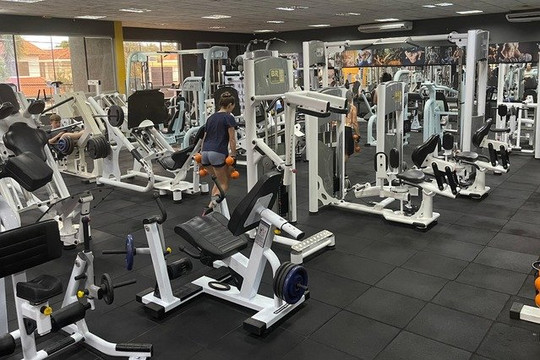 Imagem 1 da galeria do parceiro Academia Falcon Fitness