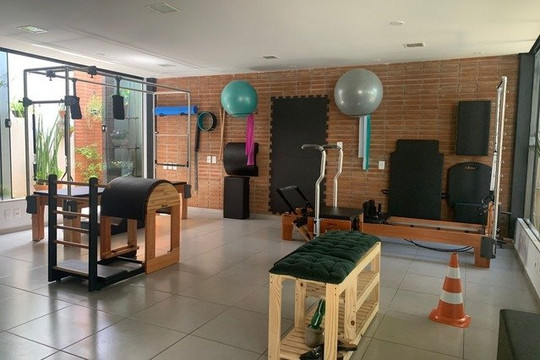 Imagem 1 da galeria do parceiro Studio Kamylla Menezes (Pilates E Fisioterapia)