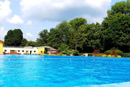 Bild 1 von Freibad Rudolstadt Partnergalerie