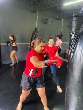 Imagem 3 da galeria do parceiro One Hour Kickboxing Fitness