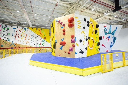 Imagen 3 de la galería del partner Climbat Avilés