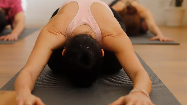 Imagen 2 de la galería del partner ▷ Més Millor: Clases de Yoga y Psiconutrición en Barcelona