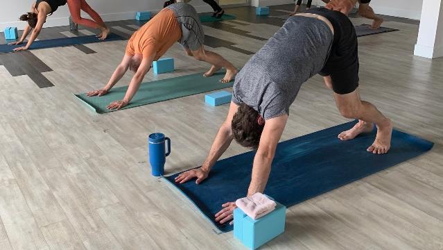 Image 1 from Rozhina Yoga & Fitness partner gallery