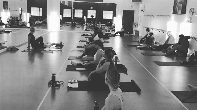 Image 3 from Atvara Hot Yoga Lounge partner gallery