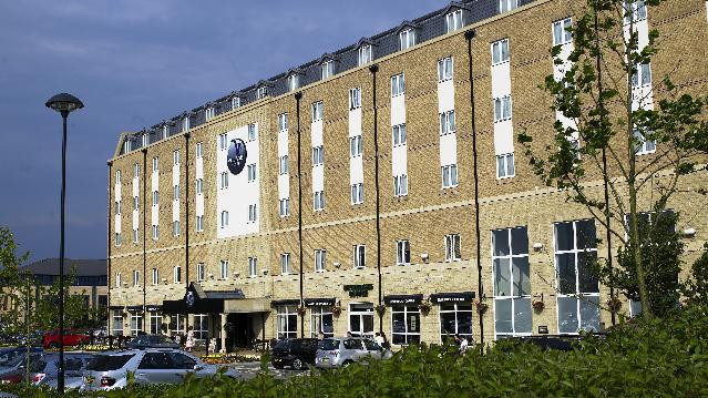 Image 2 from Village Gym Bournemouth partner gallery