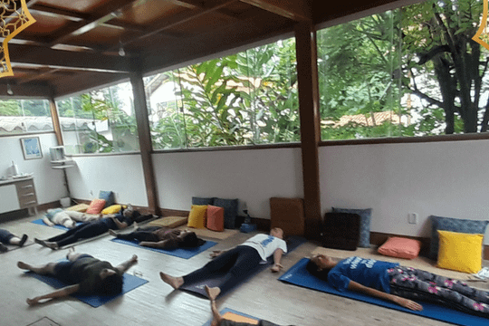 Imagem 3 da galeria do parceiro Escola de Yoga do Lago