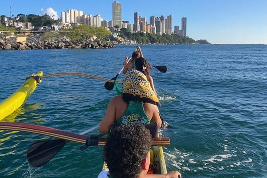 Imagem 1 da galeria do parceiro Nalu Waa - Canoa Havaiana