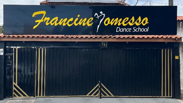 Imagem 2 da galeria do parceiro Francine Momesso Dance School