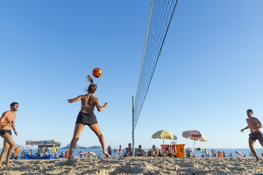 Imagem 2 da galeria do parceiro Futevôlei EAE Copacabana