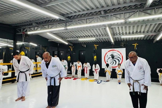 Imagem 3 da galeria do parceiro Eagle Fighting Center - Centro de Lutas Águia