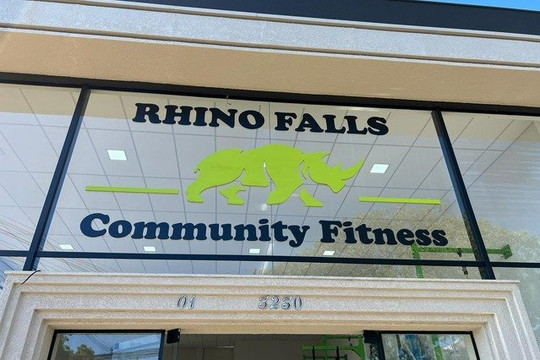 Imagem 2 da galeria do parceiro RHINO FALLS VILA A