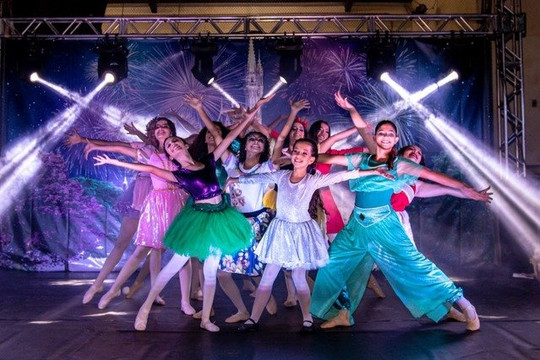 Imagem 1 da galeria do parceiro Plié Studio de Dança