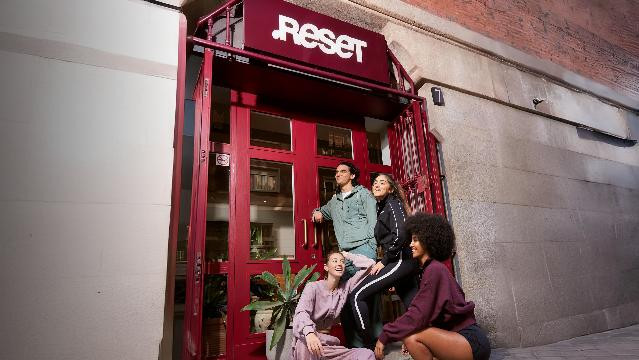 Imagen 2 de la galería del partner .Reset