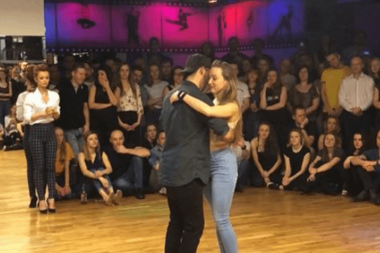 Bild 1 von Kizomba Berlin Partnergalerie
