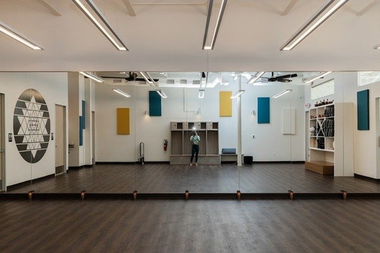 Image 1 from POSE - Preston Royal partner gallery