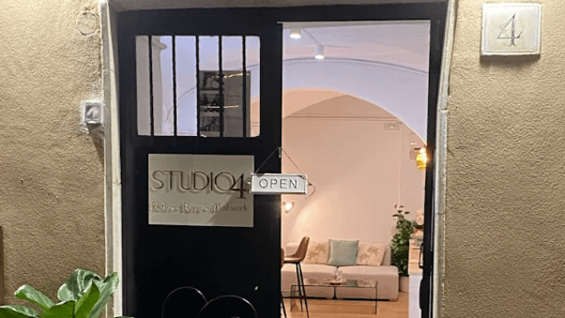 Immagine 2 dalla galleria del partner STUDIO4 - Pilates, Barre & Matwork