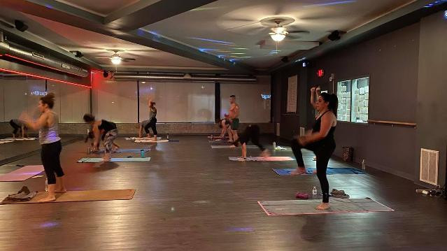 Image 1 from Kula Yoga Hamburg partner gallery