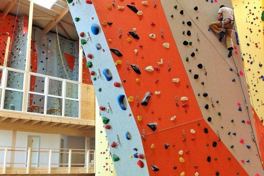 Bild 1 von KletterBar - Offenbach Partnergalerie