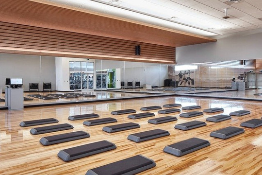 Image 3 from LA Fitness - WARWICK - BALD HILL RD. partner gallery