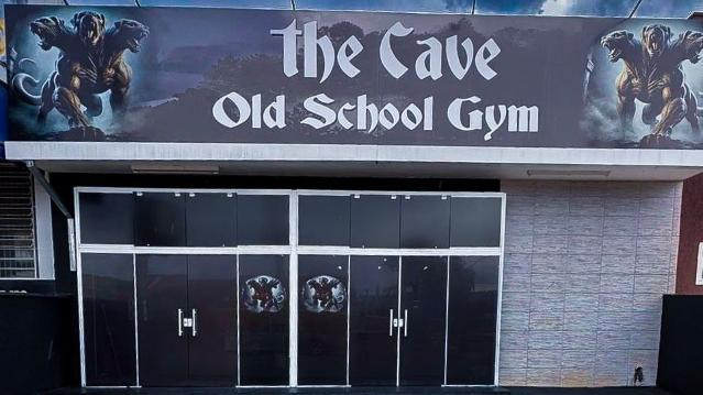 Imagem 2 da galeria do parceiro The Cave Old School Academia