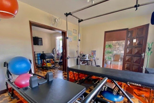 Imagem 3 da galeria do parceiro Espaço Korpore - Estudio de Pilates - Fisioterapia - Depilação à laser - Bacacheri