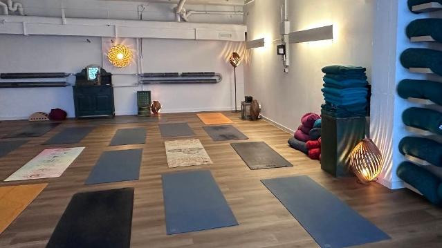 Bild 1 von YOMA - Studio2 am Rathenauplatz im Hinterhof rechts Partnergalerie