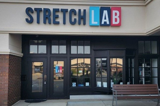 Image 2 from StretchLab Mequon partner gallery